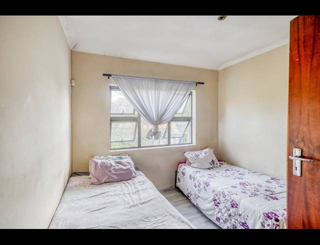 3 BEDROOM HOUSE FOR SALE IN BEACON BAY